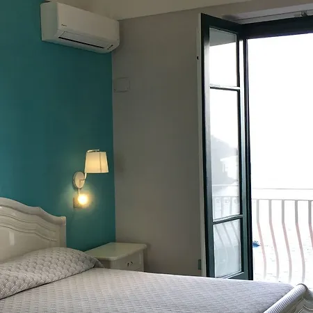 Design Centro Storico 아파트호텔 아말피