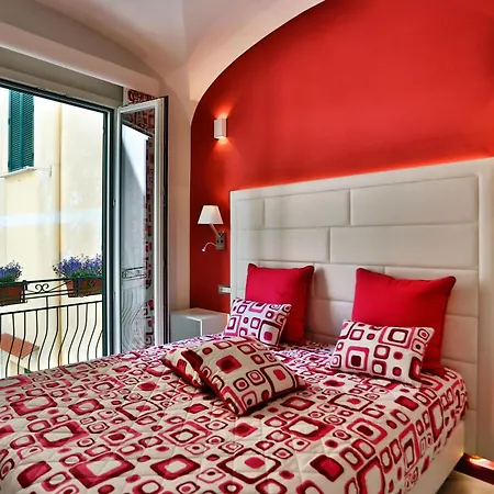Aparthotel Design Centro Storico *