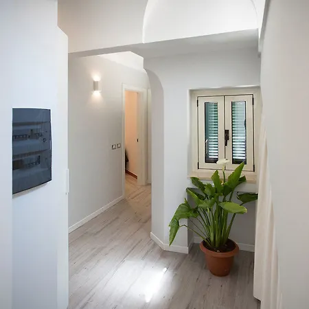 Design Centro Storico Aparthotel 4*